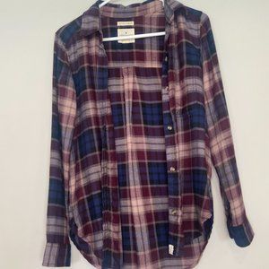 American Eagle Boyfriend Fit Flannel - Purple and Blue